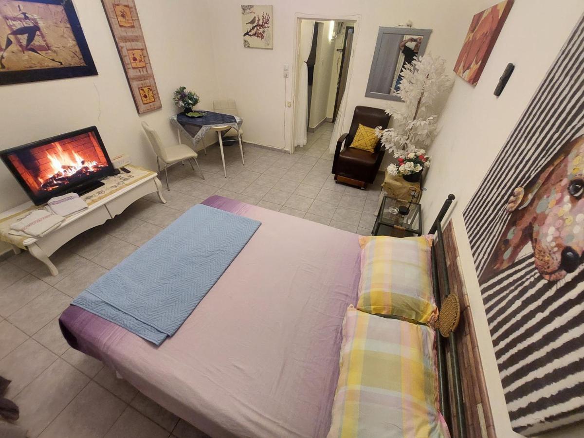 Modern Studio Central Haifa Free Wifi דירת נופש מאובזרת בחיפה Eksteriør billede